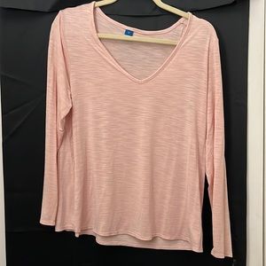 Medium but fits like a large, pink long sleeve t shirt from Old Navy